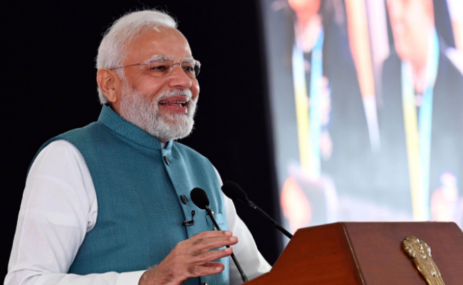 Modi greets former PM HD Deve Gowda on his 92nd birthday